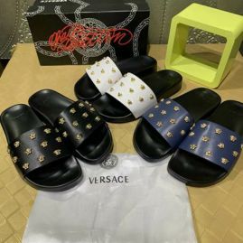 Picture of Versace Slippers _SKU819931800901940